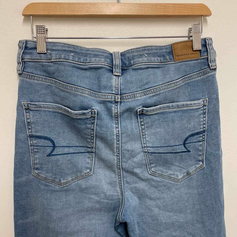American Eagle Highest Rise Crop Distress Jeggings - Picture 4 of 8